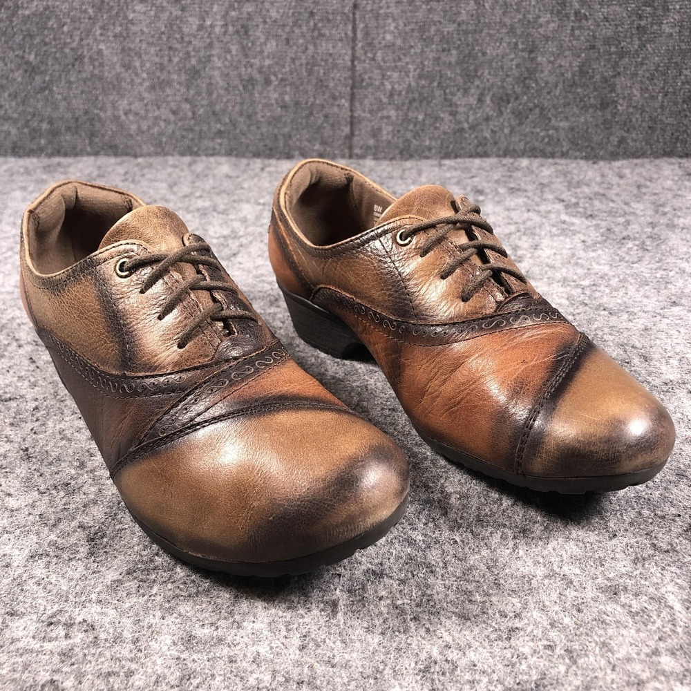 Classic Brown Leather Oxford Women’s Shoes